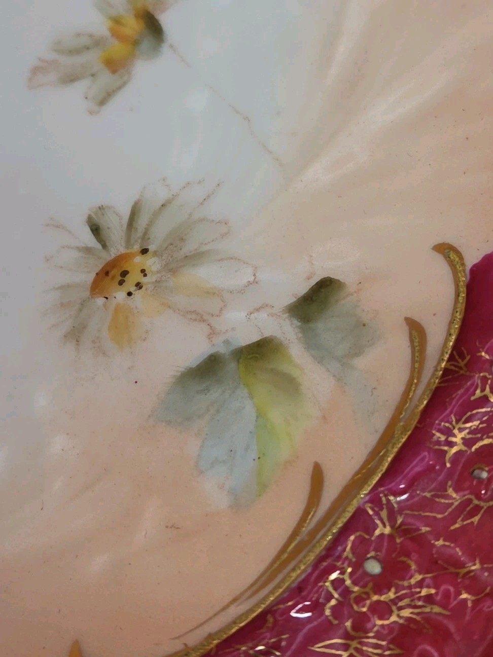 Victorian 10.5″ Cabinet Plate Ruby Luster Raised Gold Moriage HP Daisy PRUSSIAN