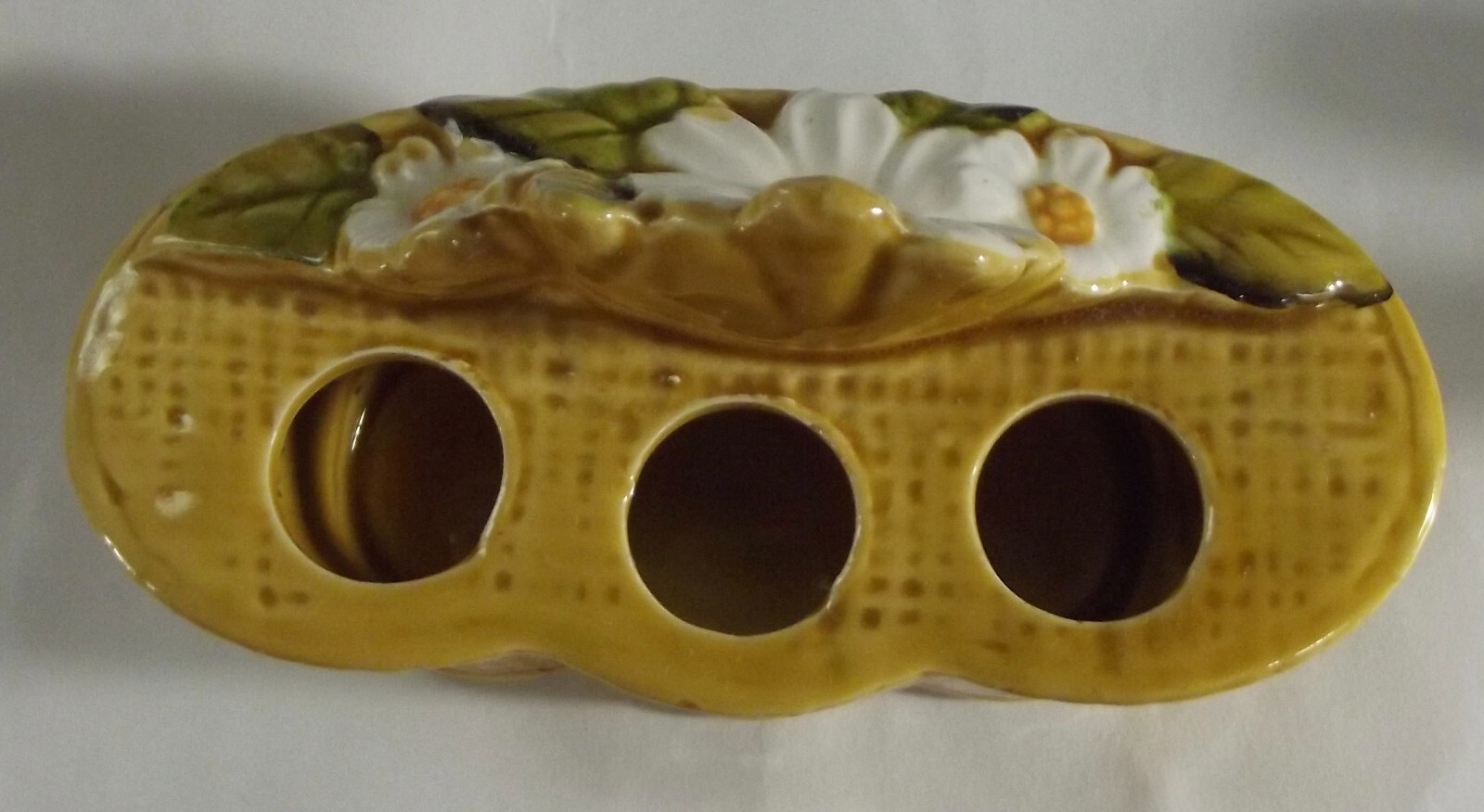 Irice Figural Flower Basket Lipstick Holder I.W.Rice & Co Inc gold Made in Japan