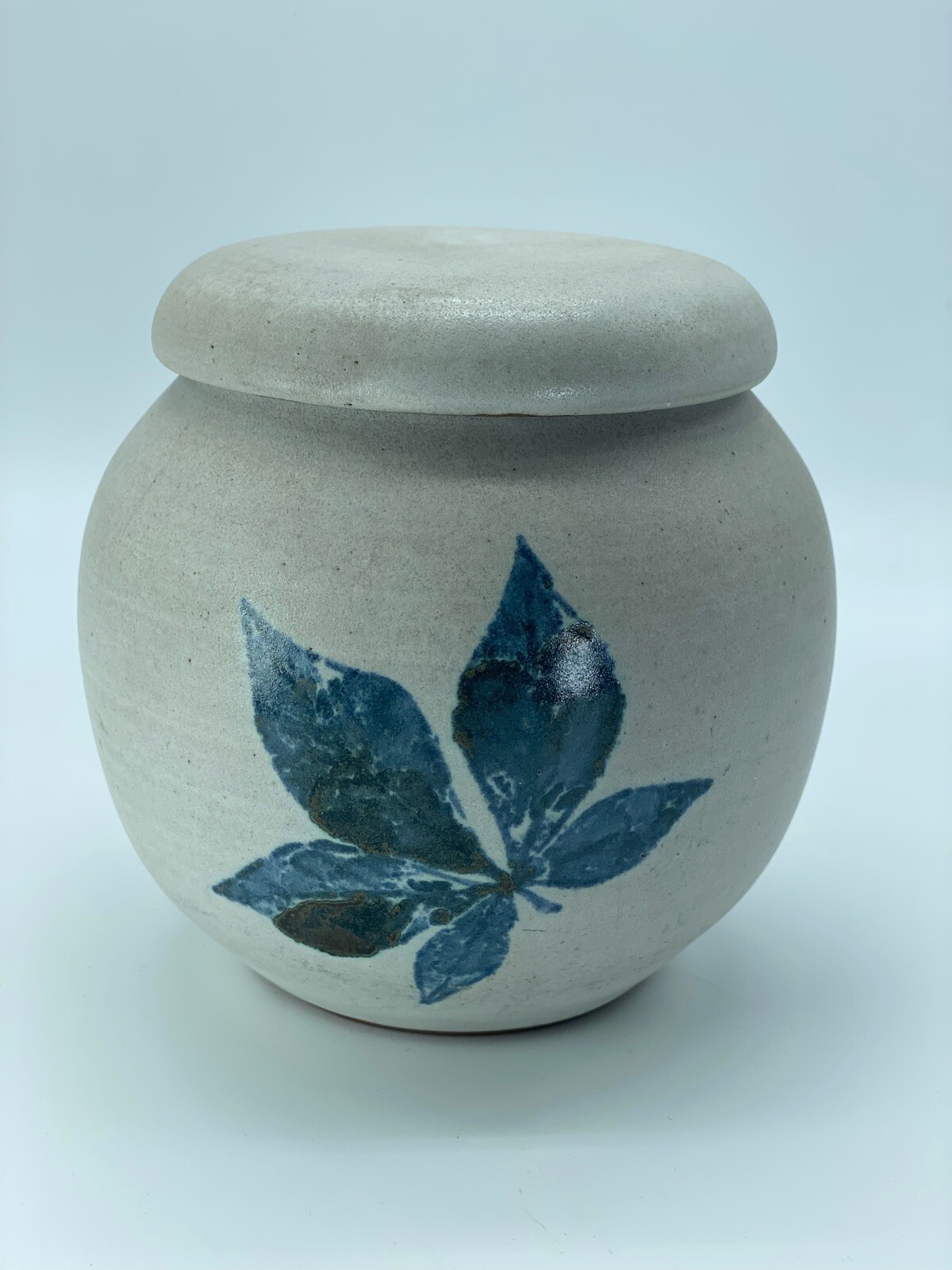 Tootelian Pottery Trinket Lidded Container Leaf Design Read