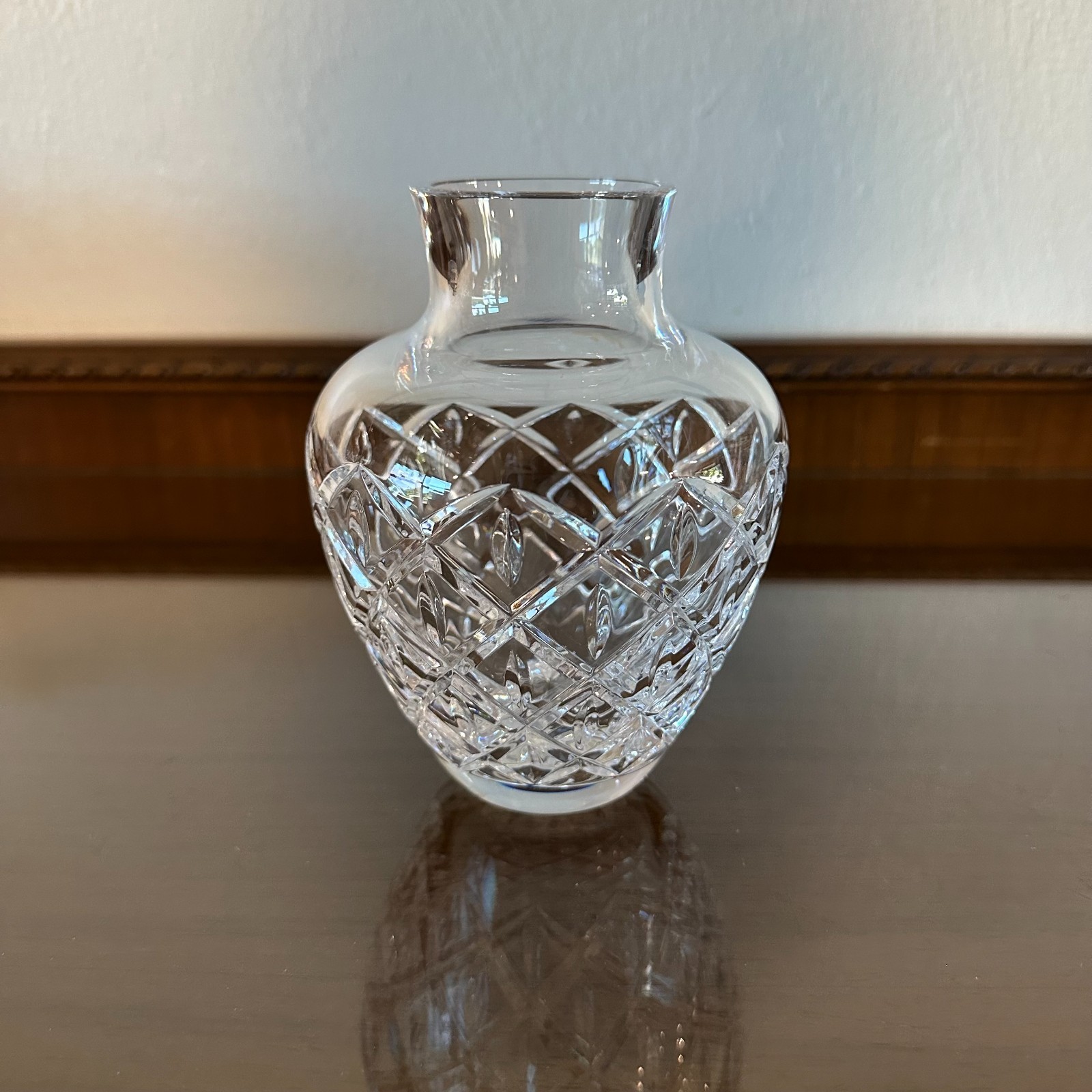Gorgeous Cut Crystal Medium Flower Vase 6” Shelf Home Decor