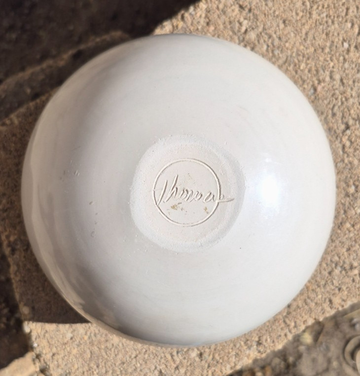 Steven Mahler ( Seattle WA ) Studio Pottery~Sgraffito Bowl~4″T x 5.25″W