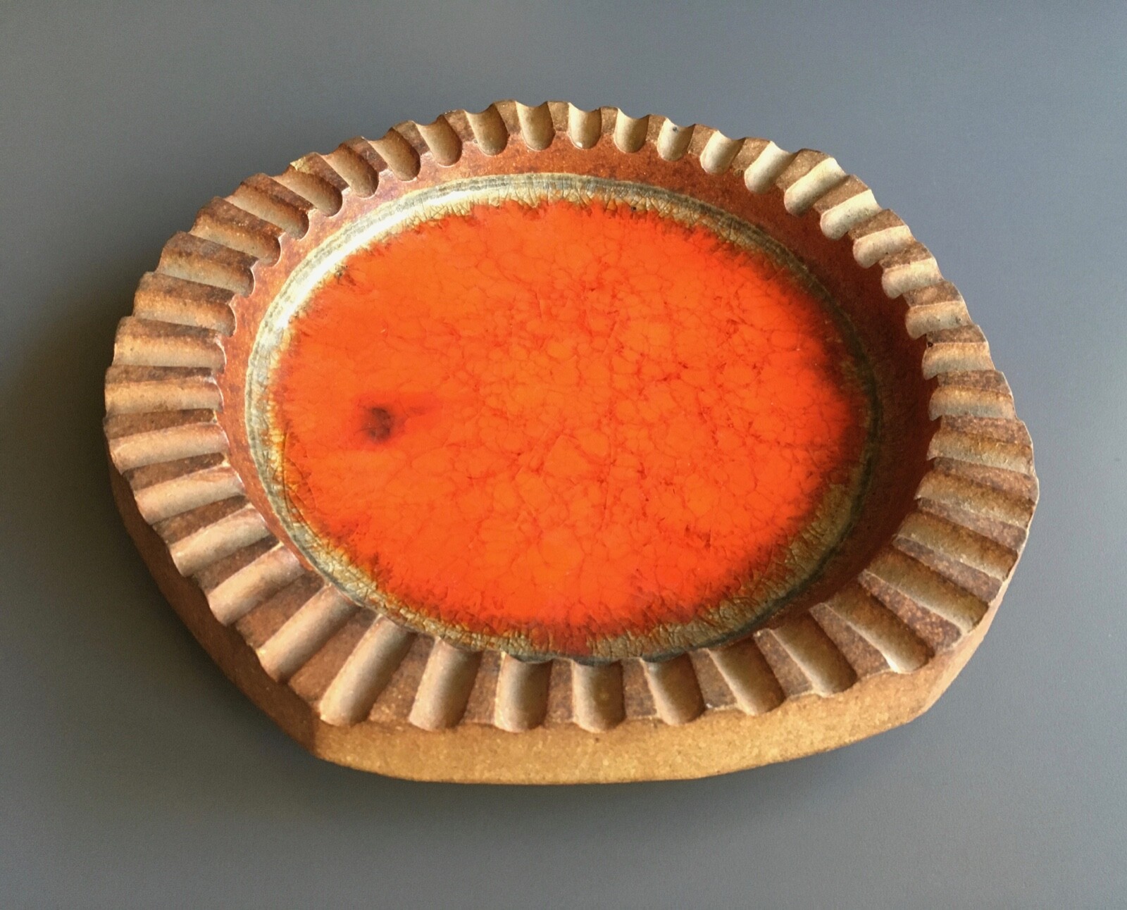 Large Vintage Mid Century Studio Pottery Ashtray by Robert Maxwell – Signed