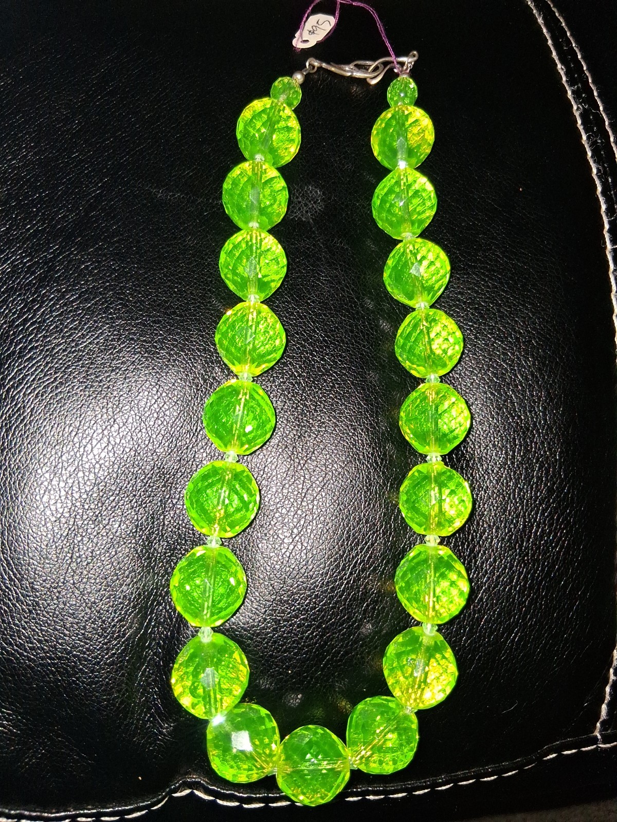 Rare Chartreuse Lemon/lime Yellow &Green Vaseline Glass Necklace 21′ 925 Clasp