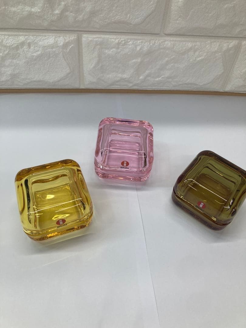 Iittala Vitriini Yellow Pink Rose Olive Trinket Box 6cm x 6cm 3 Set
