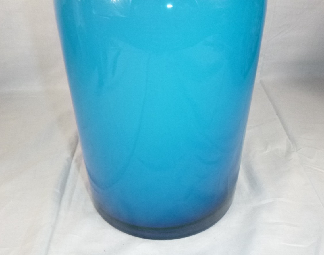 Vtg 90s West Elm Holmegaard Style Cased Glass Vase Gulvvase BRIGHT Turquoise 15″