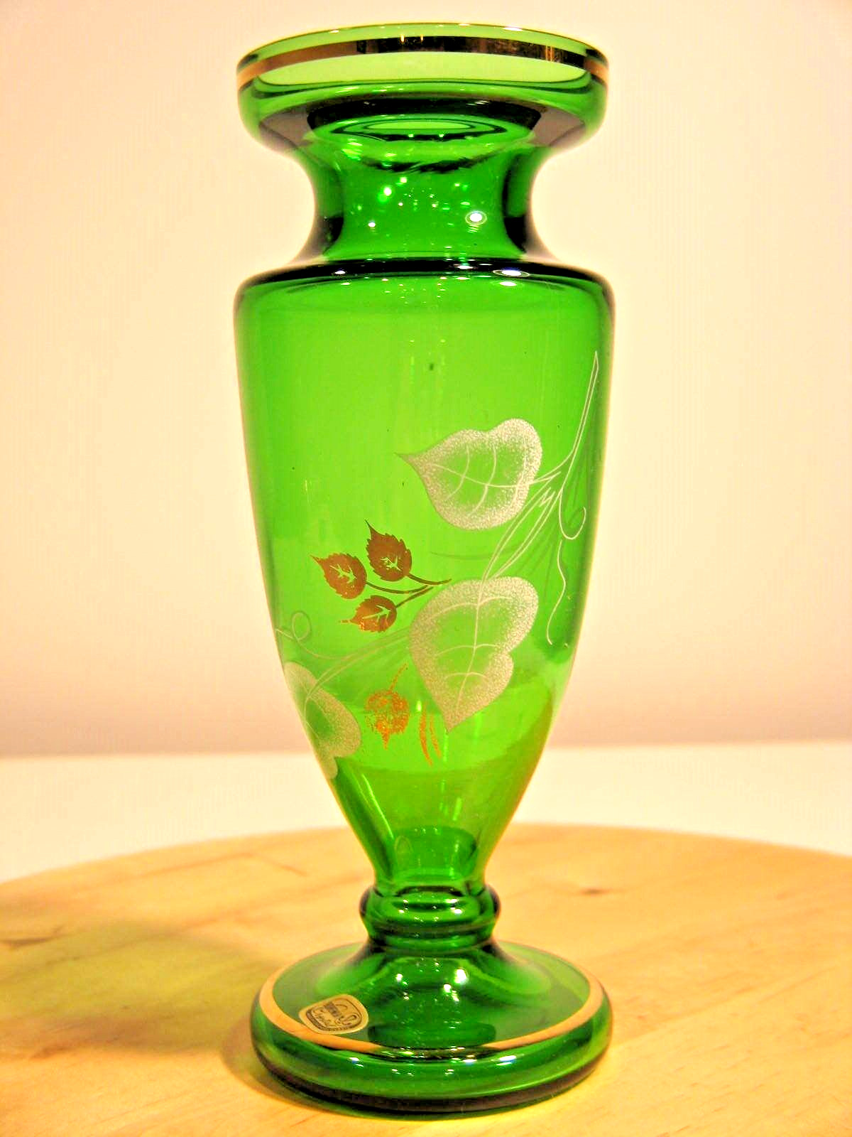Bohemia Crystal Hand Made Vase Emerald Green with Gold Trim 8.5″ Mint! VINTAGE