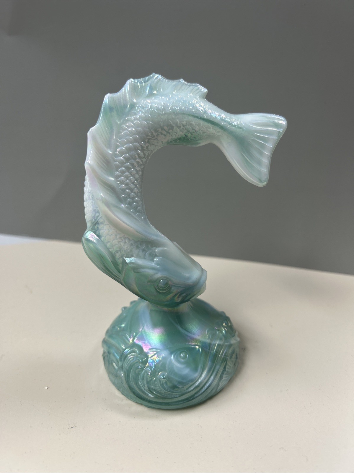 LOOK FENTON GLASS TROUT FISH WITH BASE FIGURINE DISPLAY