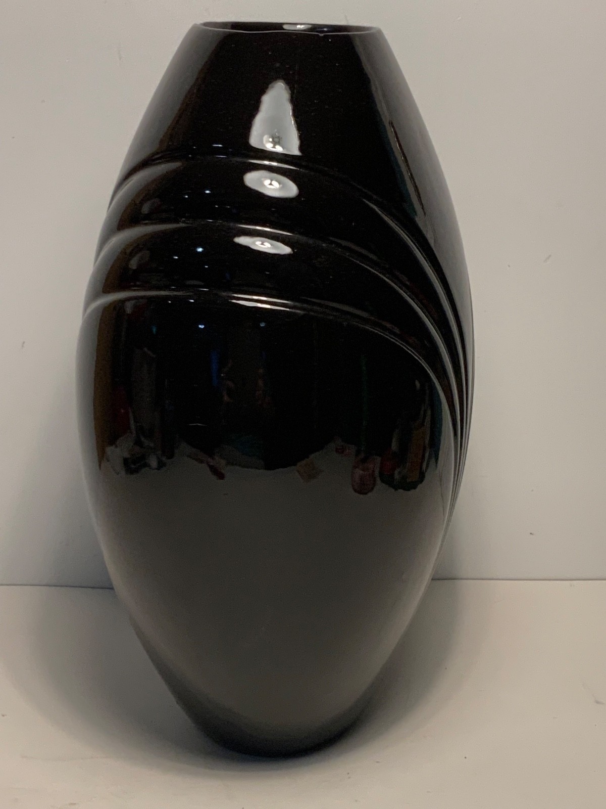 Vintage 1980s Haeger Art Deco Black Gloss Vase 12 in.