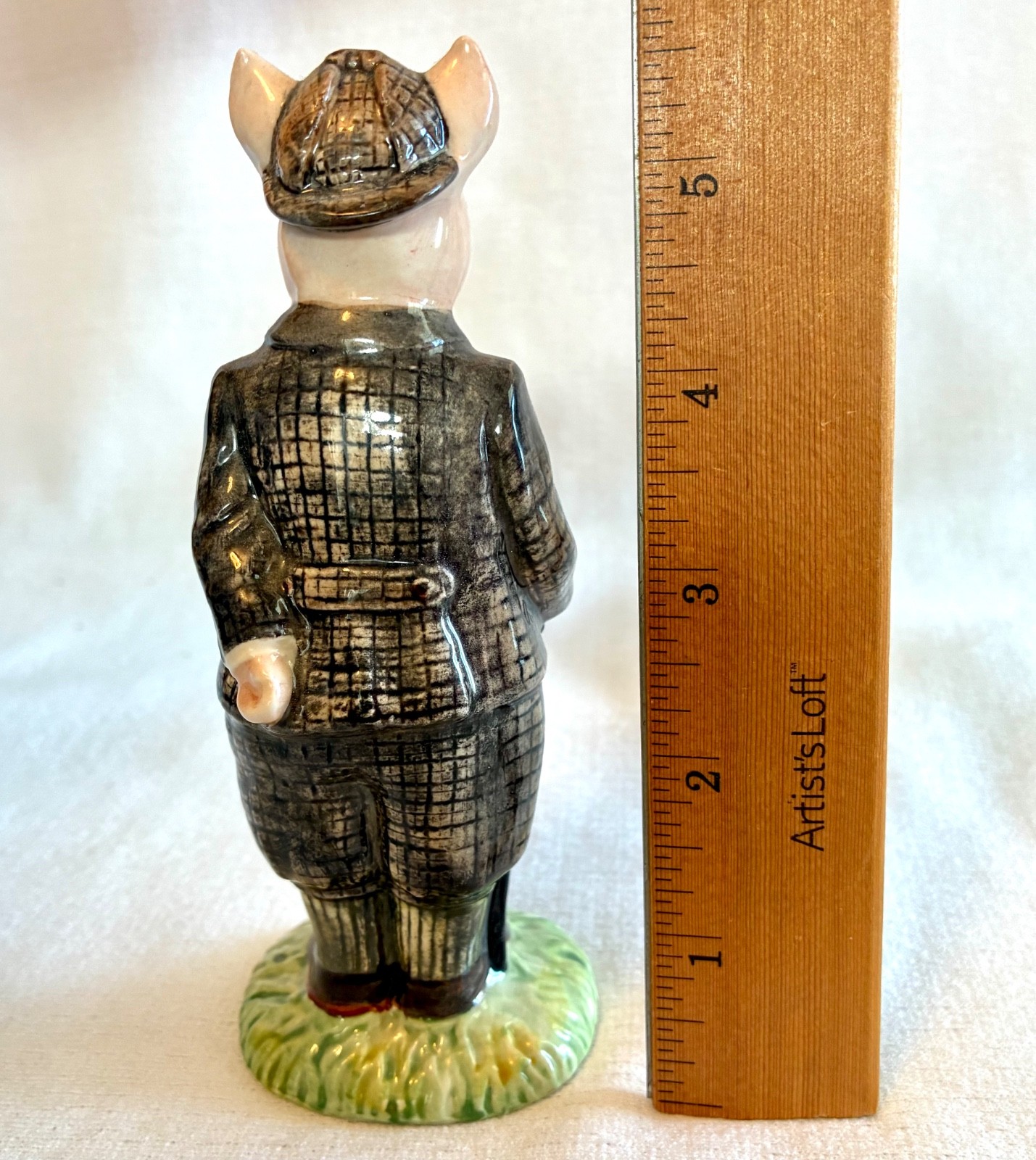 BESWICK Gentleman Pig Figurine White Earthenware Animal England 1990’s Vintage