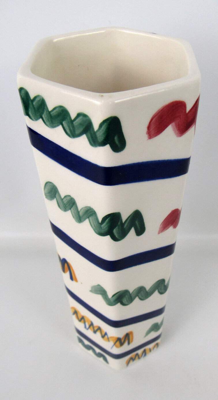 Rare ZIG ZAG Hexagonal Vase 3″ x 8.5″ Signed “Gail Pittman ’97 ©88” GAIL PITTMAN