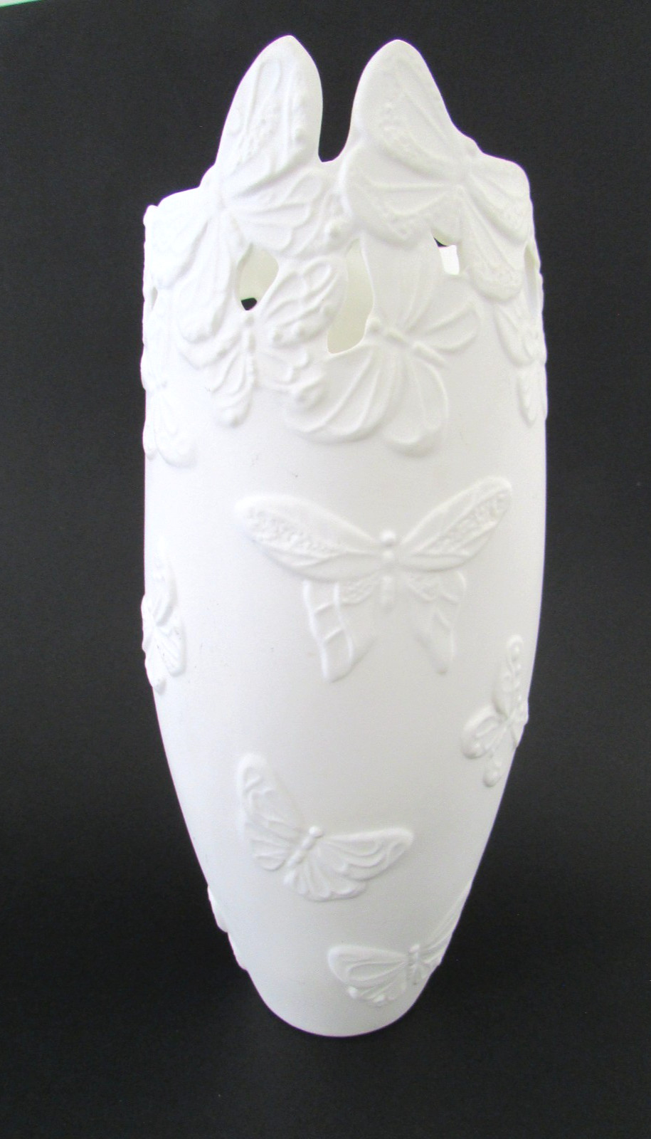 GUMP’S San Francisco White Matte Porcelain Butterfly Vase/Vessel