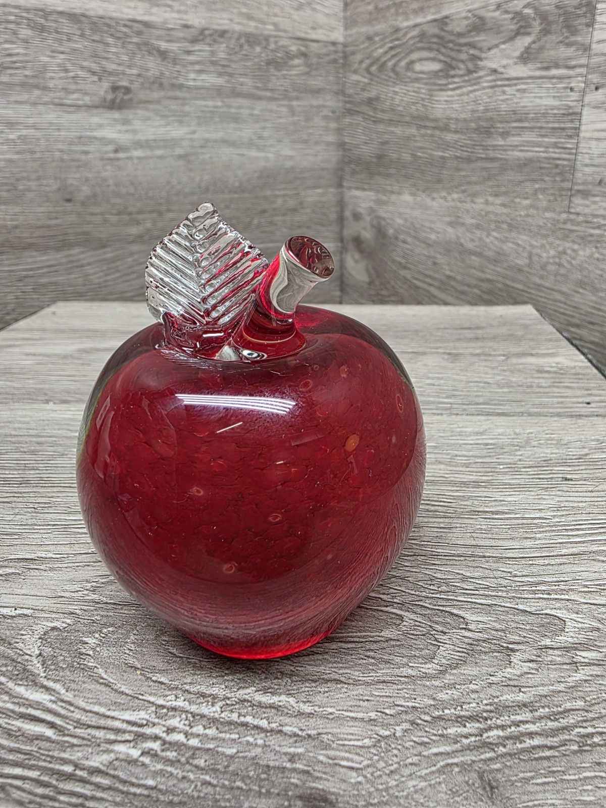 Apple Art Glass Paperweight Controlled Bubbles & The Glass Eye MSH 1986 Apple