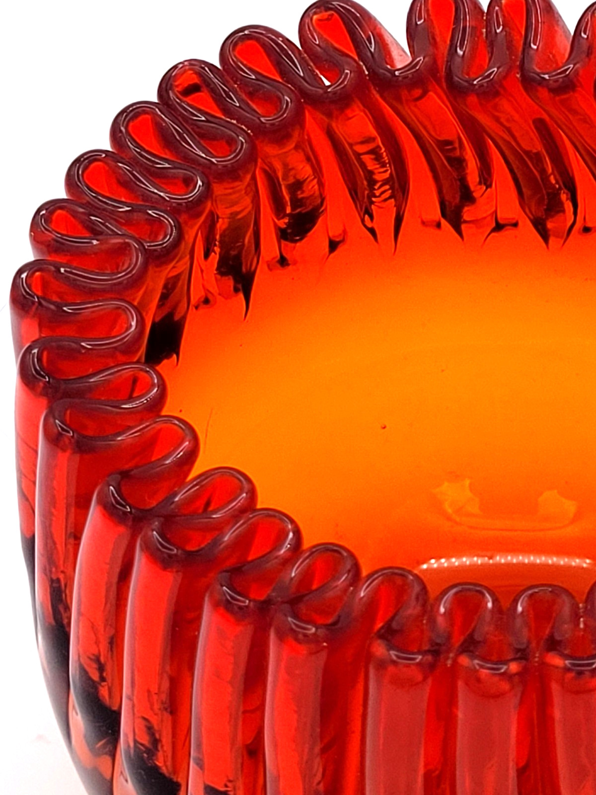 Blenko Art Glass Tangerine Rose Bowl #538 4 x 3.75 Hand Blown
