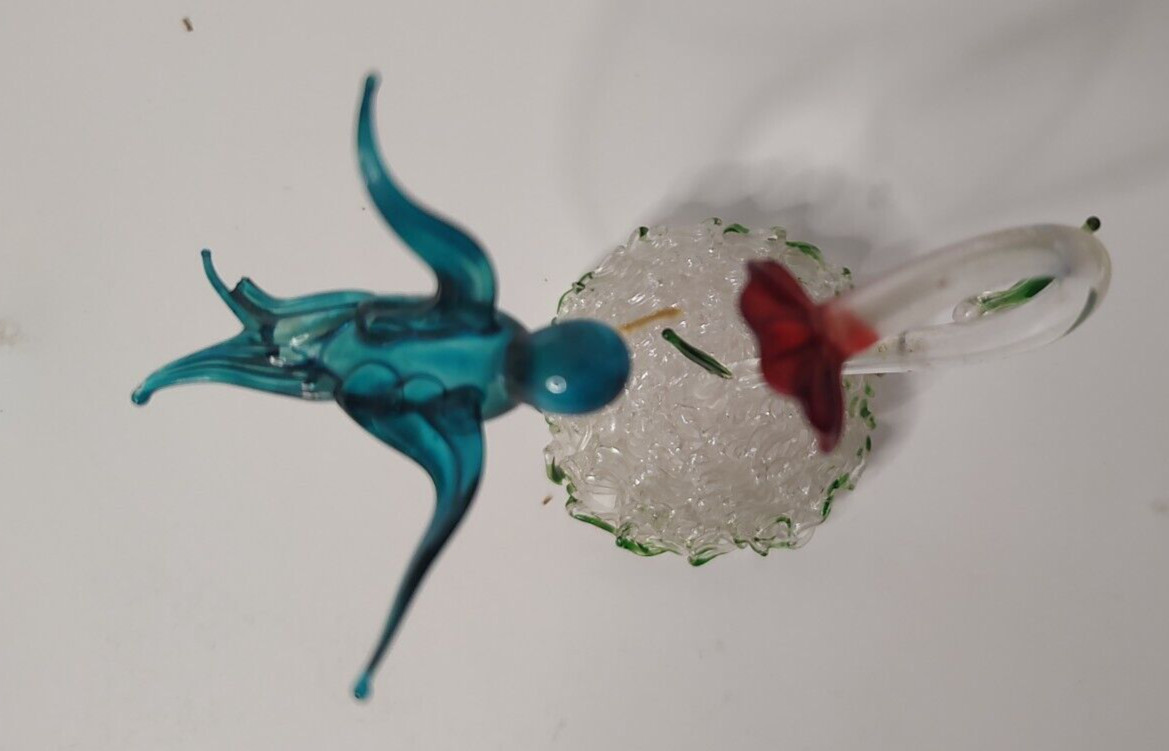 Vintage Lot of 2 Hand Spun Art Glass Feeding Humming Birds 1 w/Gold Detail
