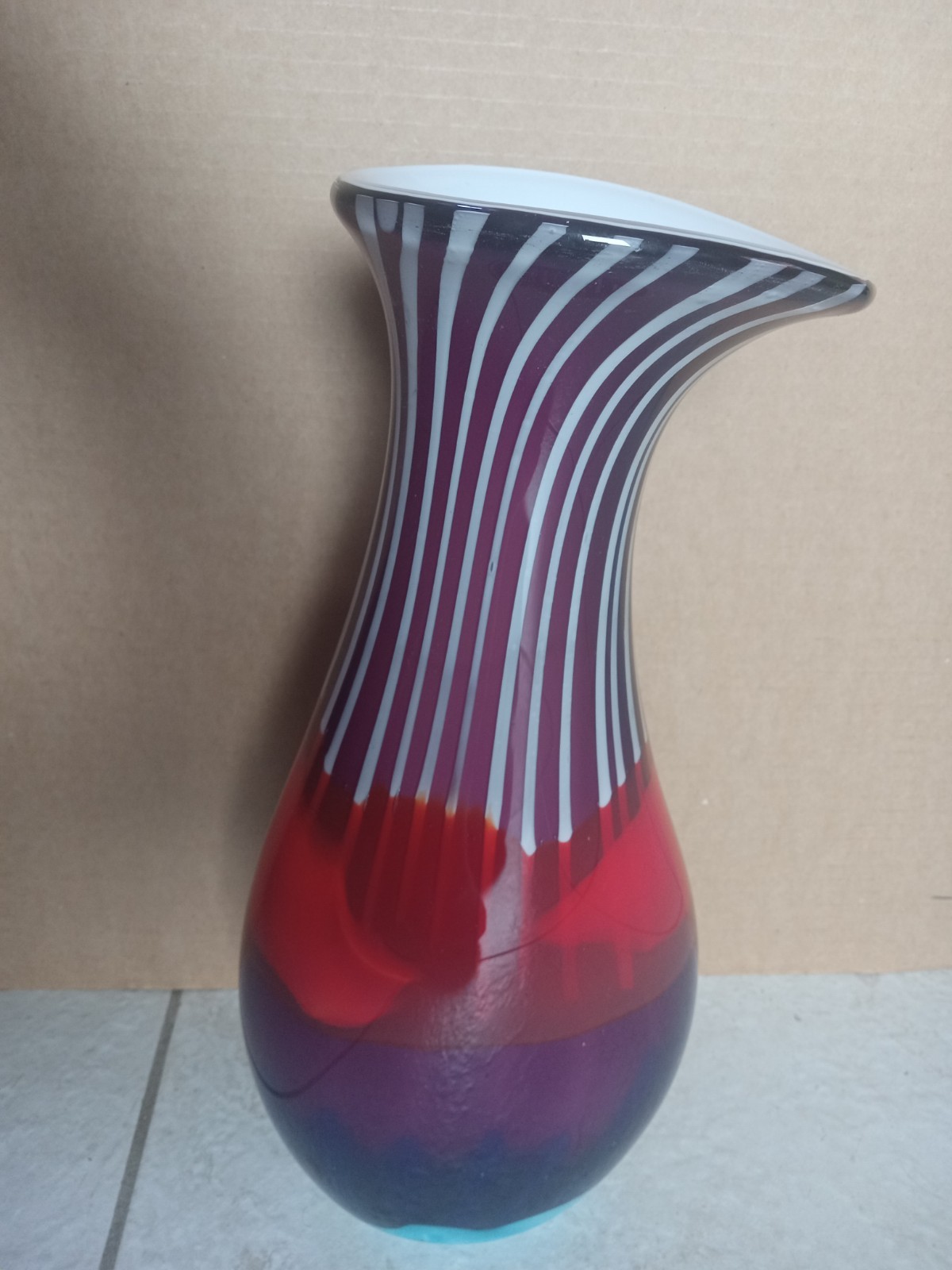 Avem Astrale 15″ 6 Color Murano Glass Vase It Is Very Large.