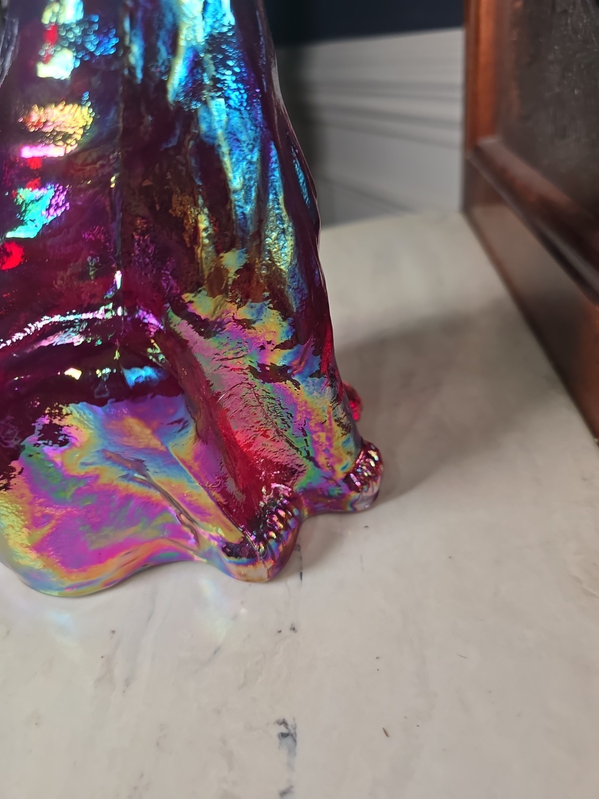 VNTG Fenton Iridized Red Carnival Glass Alley Cat Large 11″ HEAVY Iridescence