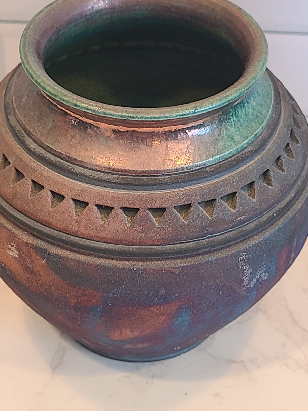 John Melkonian Raku Studio Pottery Vase Incised Triangle Design Signed 2010 EUC