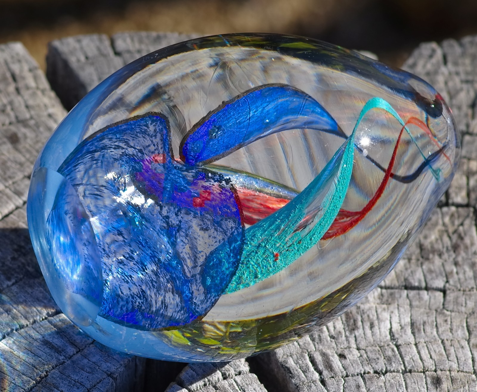 VINTAGE Paperweight Blue Green Red Swirl MAGNIFICENT GLASS!