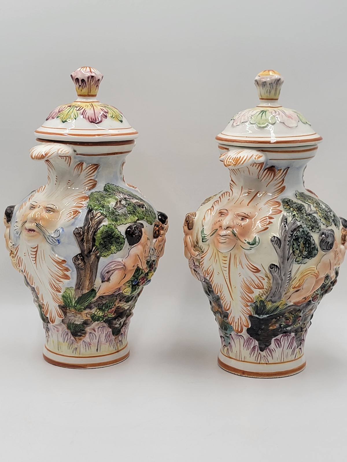 Vintage Set Of 2 Capodimonte Italy Porcelain Cherrubs Handpainted Lidded Urns.