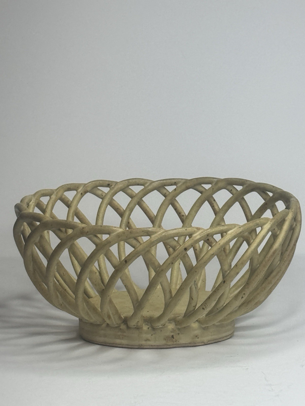Vintage Ceramic Woven Lattice Basket Bowl 10.5in Eucalyptus Glaze Centerpiece
