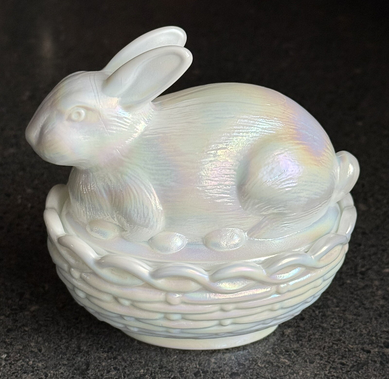 Mosser Glass – Bunny on Basket/Nest – MILK GLASS CARNIVAL Easter Spring Trinket