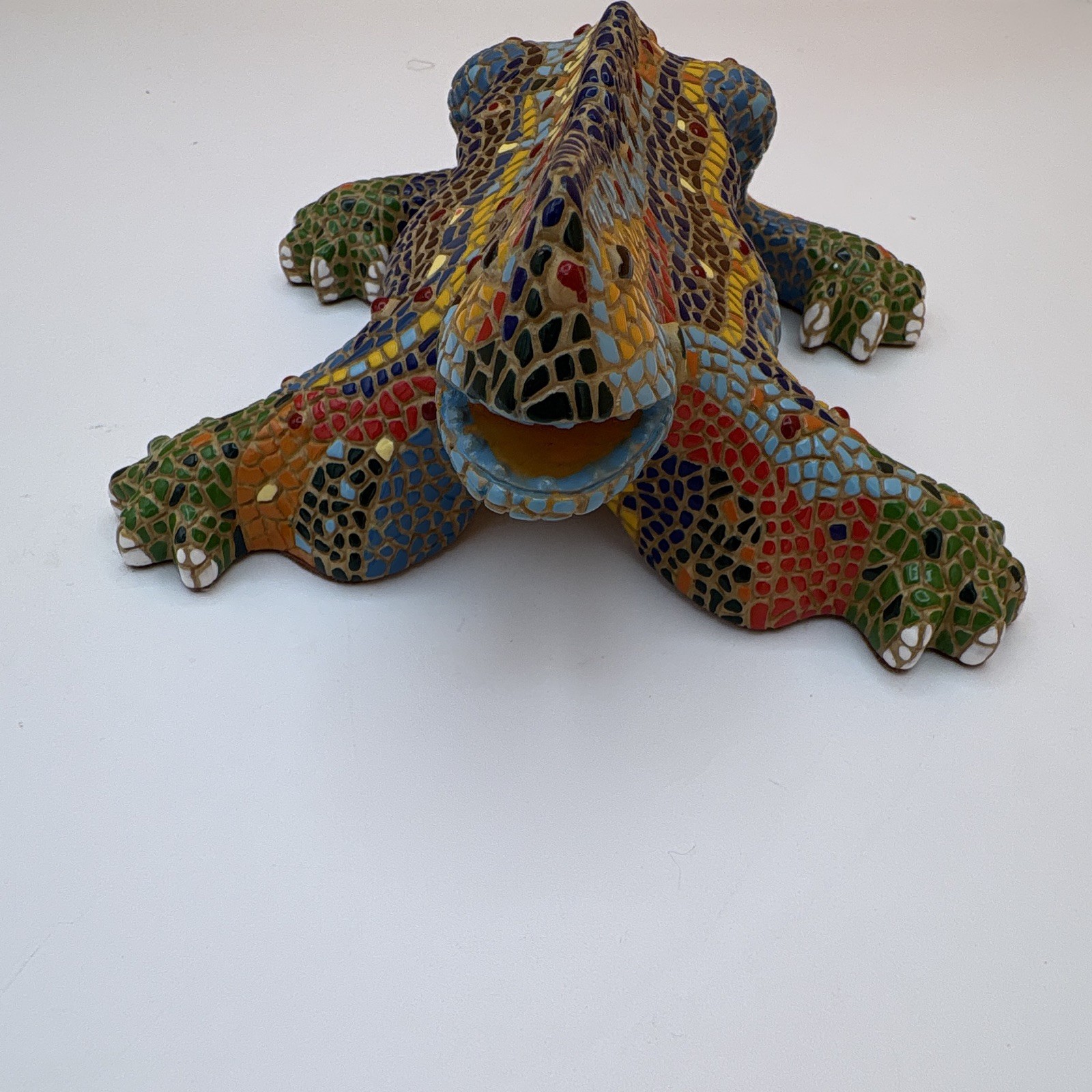 Mosaic 8″ Lizard From Antoni Gaudi Guell Barcelona Spain Ceramic Animal Fig.