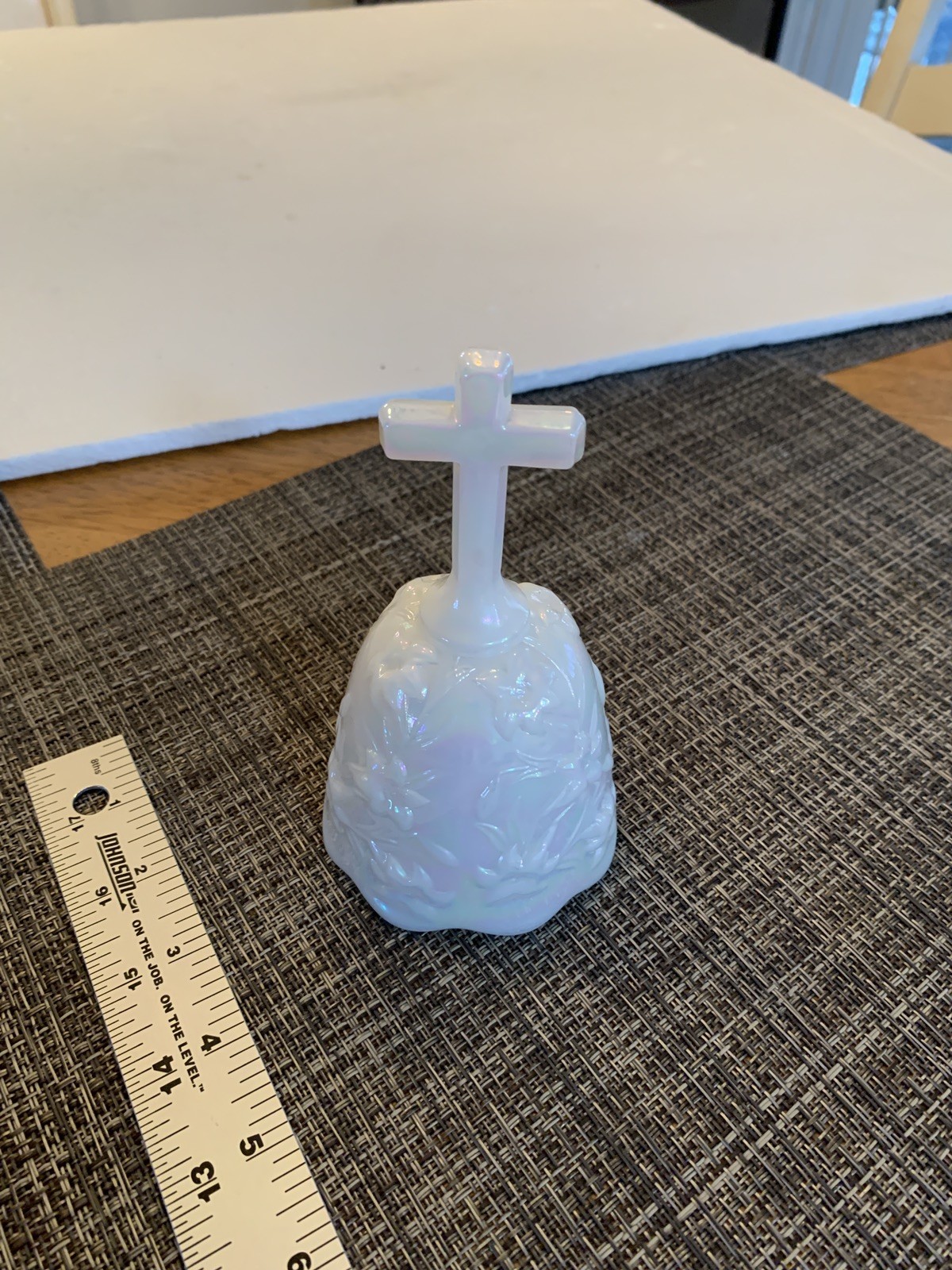 Vintage FENTON Easter Lilies 5.75″ Iridescent Opalescent Glass Bell