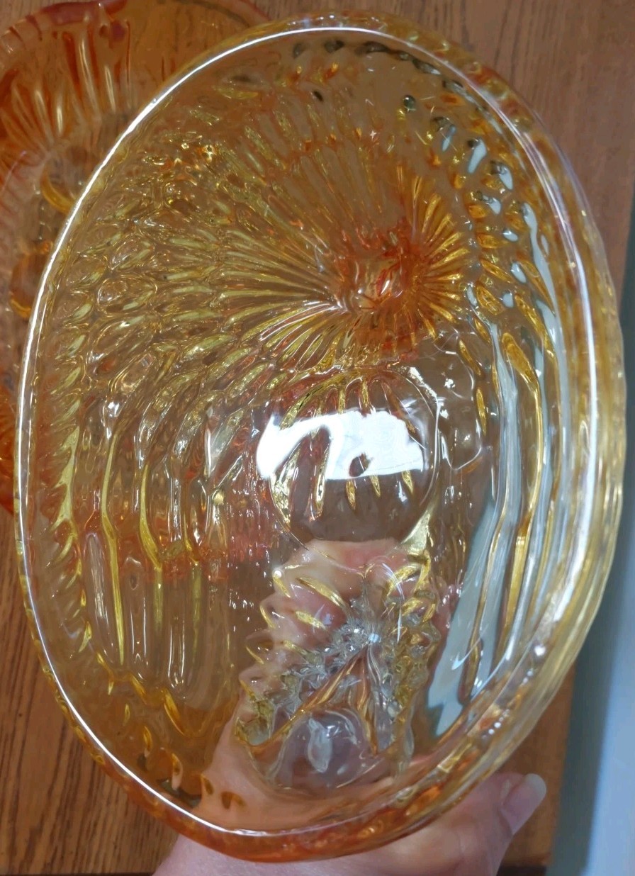 Large Amber Colored Hen On A Nest 7×8 1/2×7 NEW