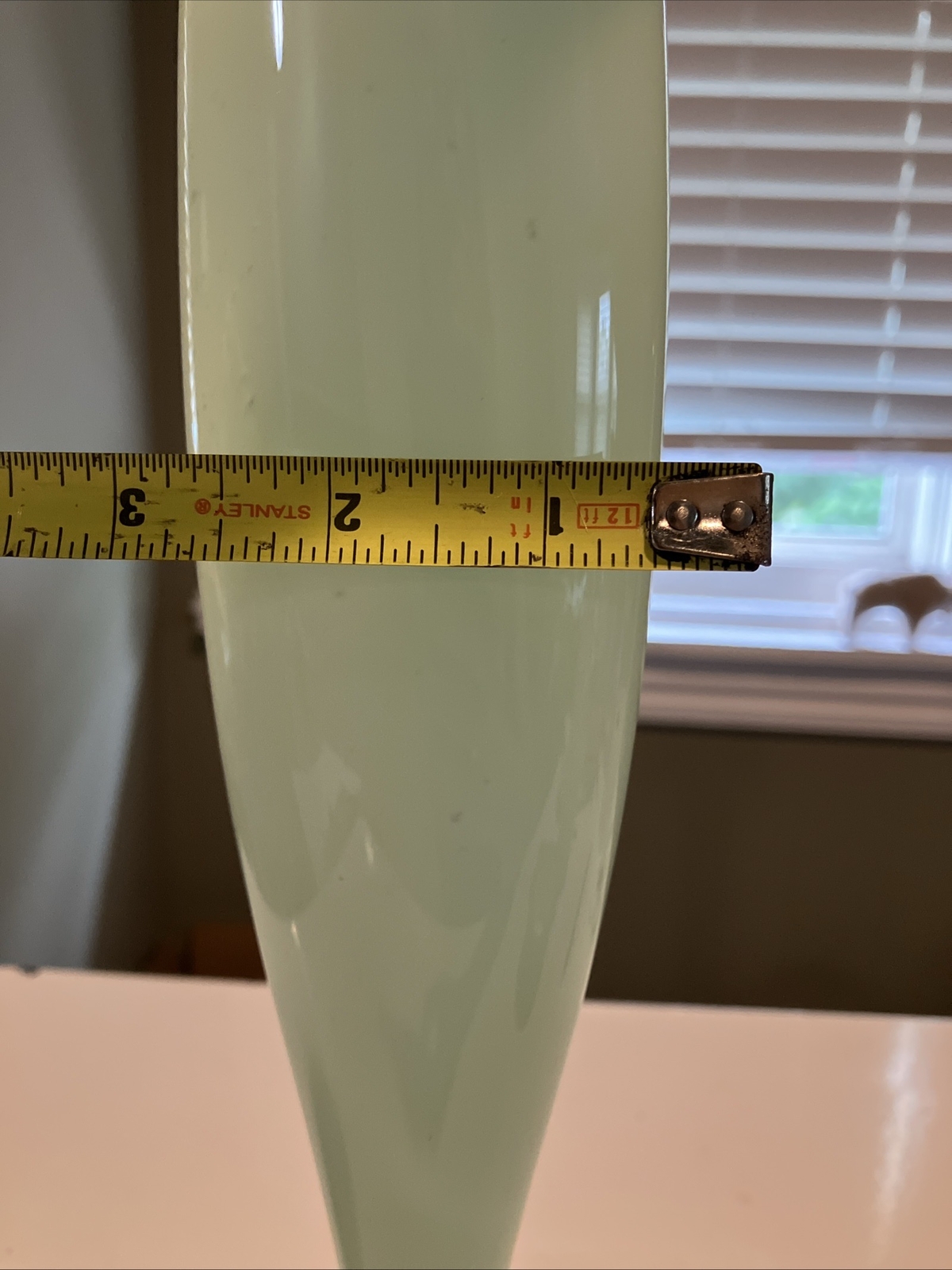 Opalescent Green Art Glass Trumpet Vase Carol O’Brien Paul Willsea Signed EUC