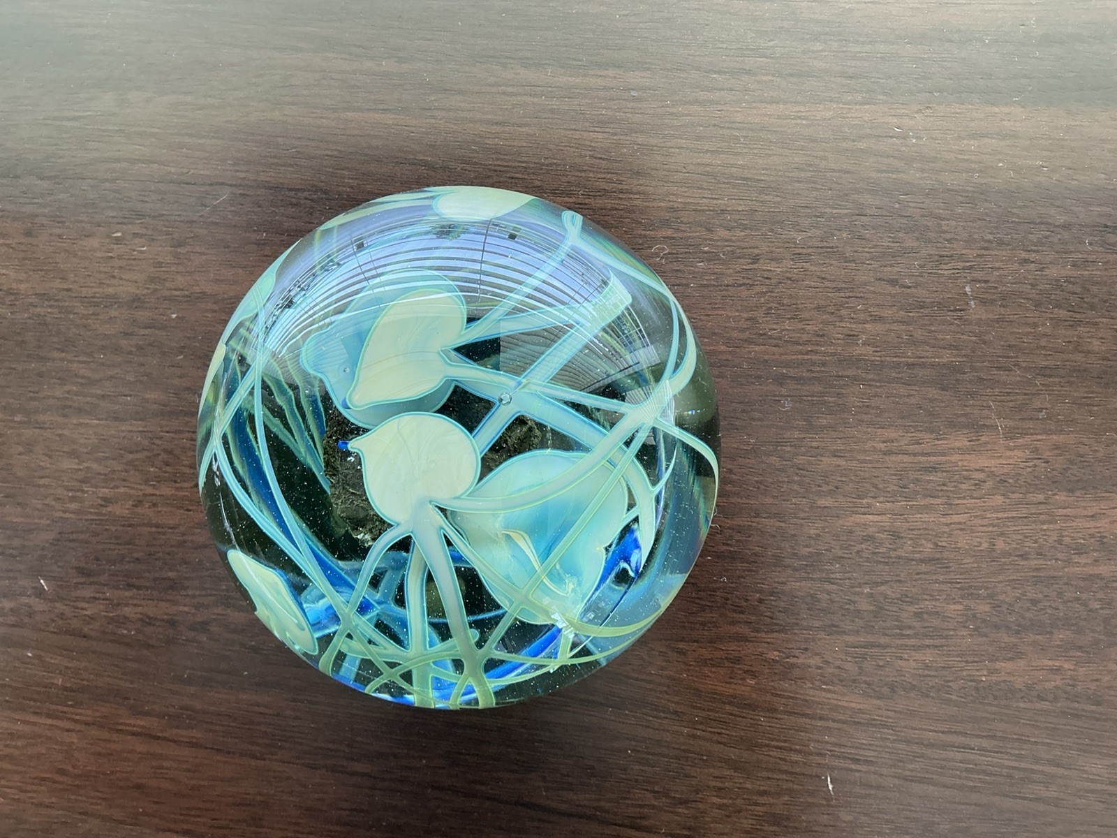 Vtg Charles Lotton Magnum art glass paperweight green leaf 1973 #44