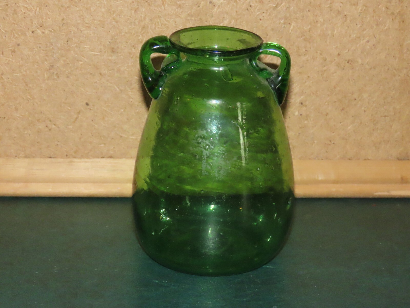 EGYPTIAN GREEN HAND BLOWN GLASS VASE 4.5″ ANTIQUE MADE IN EGYPT