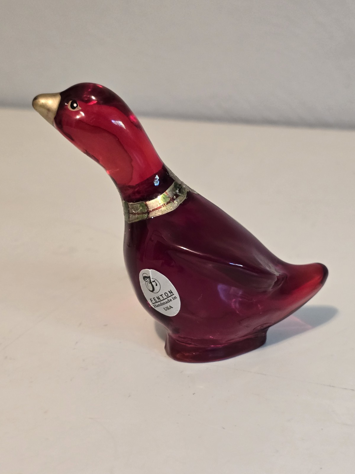 Fenton USA Ruby Red Goose Artist Signed Christmas Ribbon & Bow Figurine EUC!