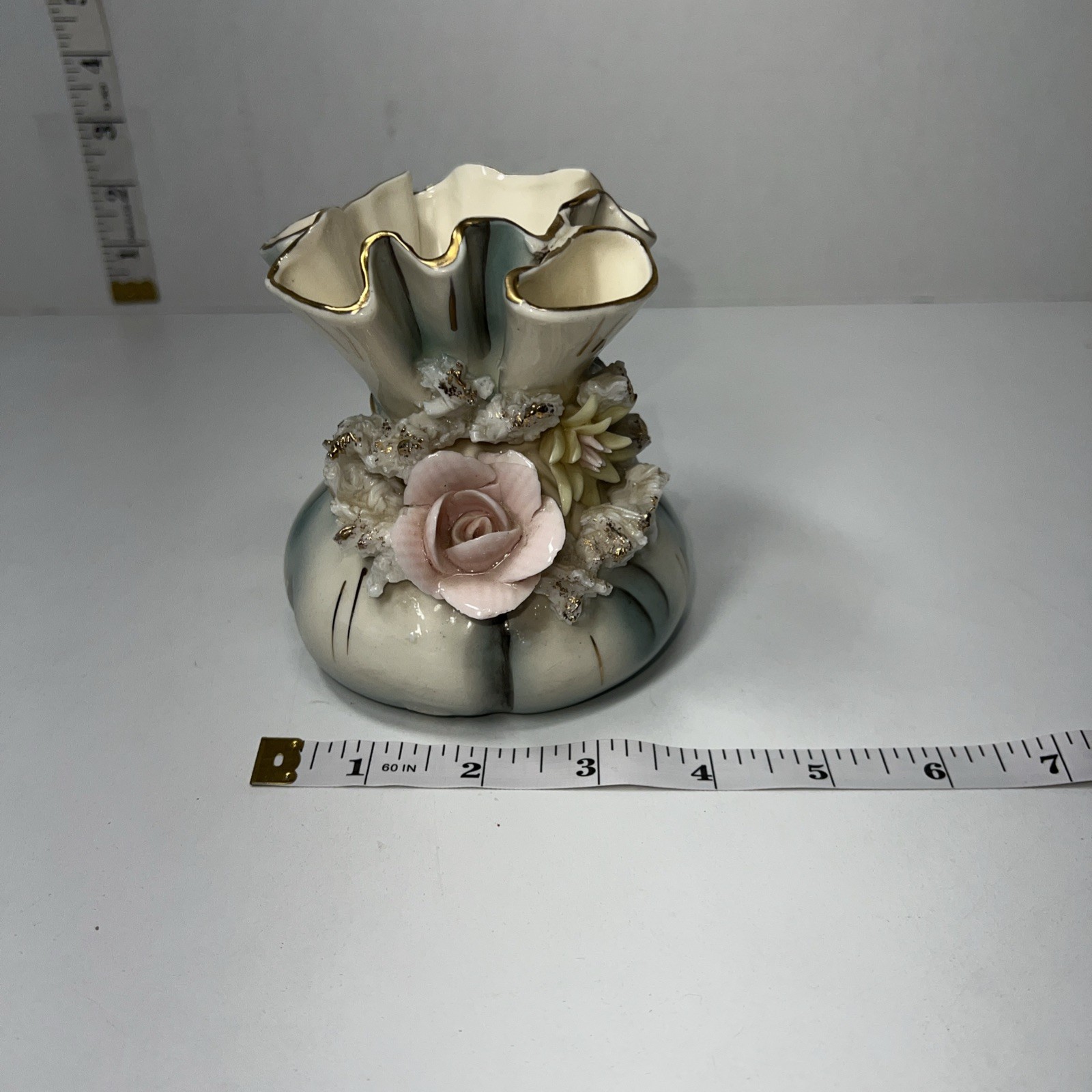 Vintage Lefton China 4.5 ” tall Ruffled Vase Rose and Forget me Not