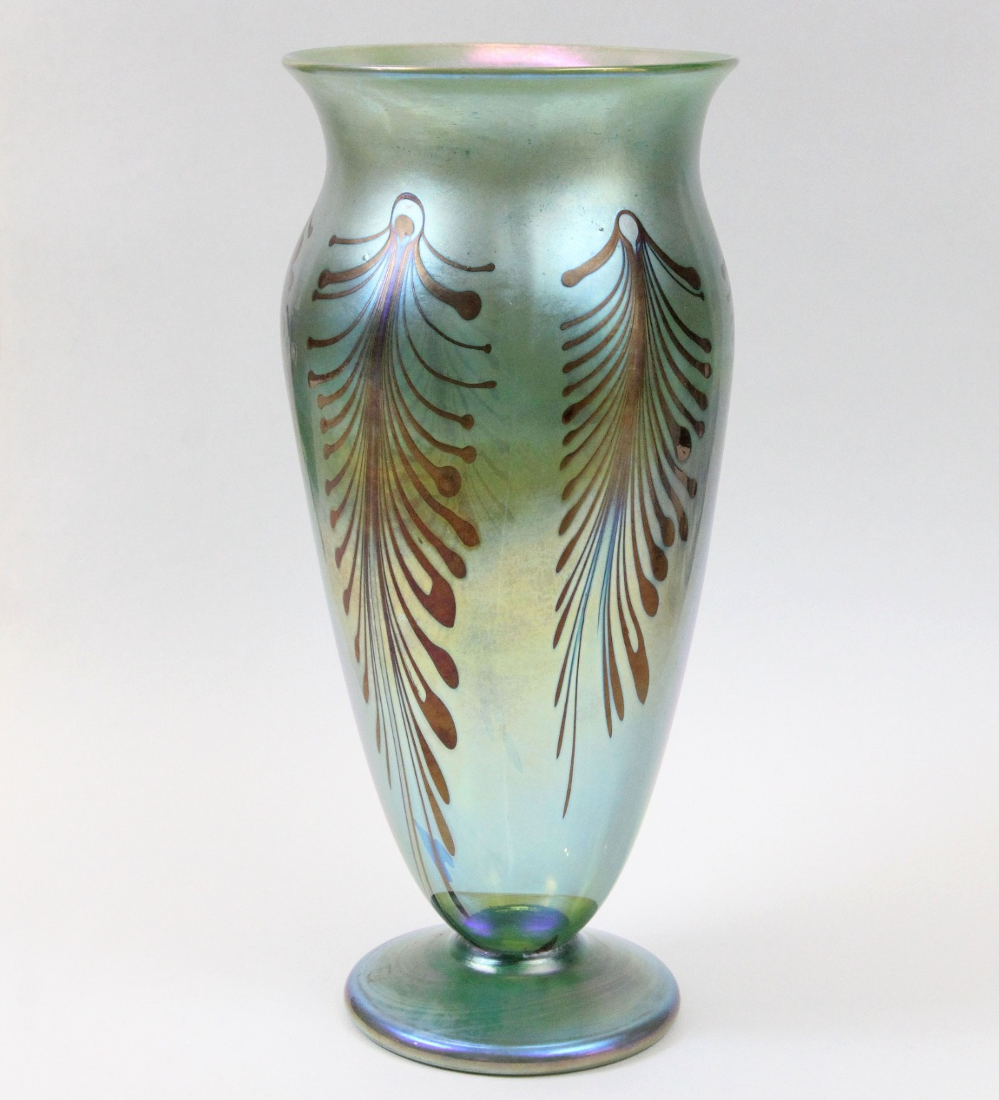 Rick Strini Art Glass 11.75” Vase 1995 Green Blue Pulled Feather Iridescent
