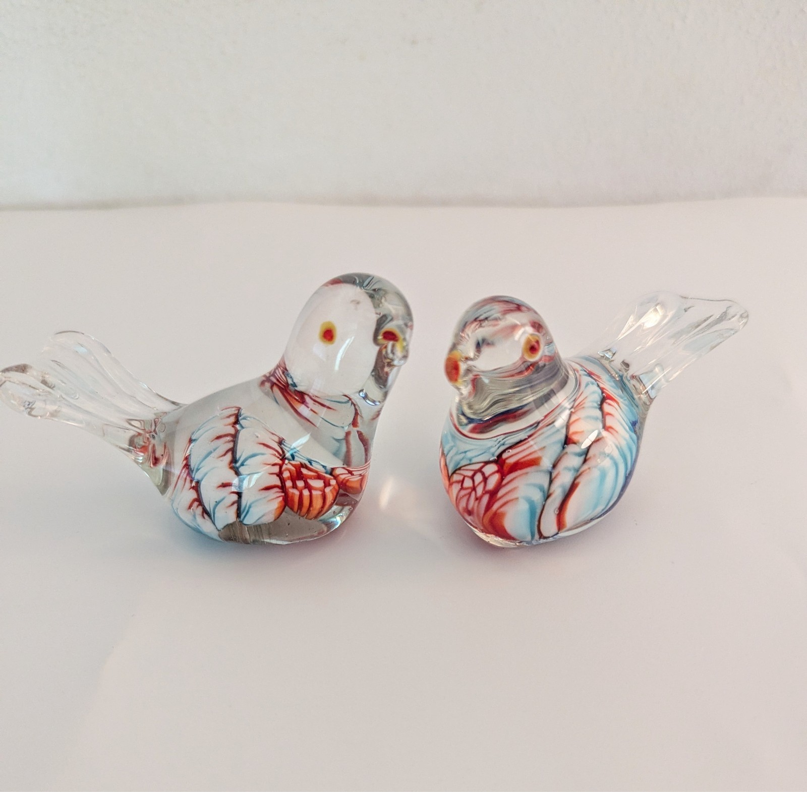 Vintage Murano Style Blown Glass Pair 2″ Bird Figurines Blue White Orange Red