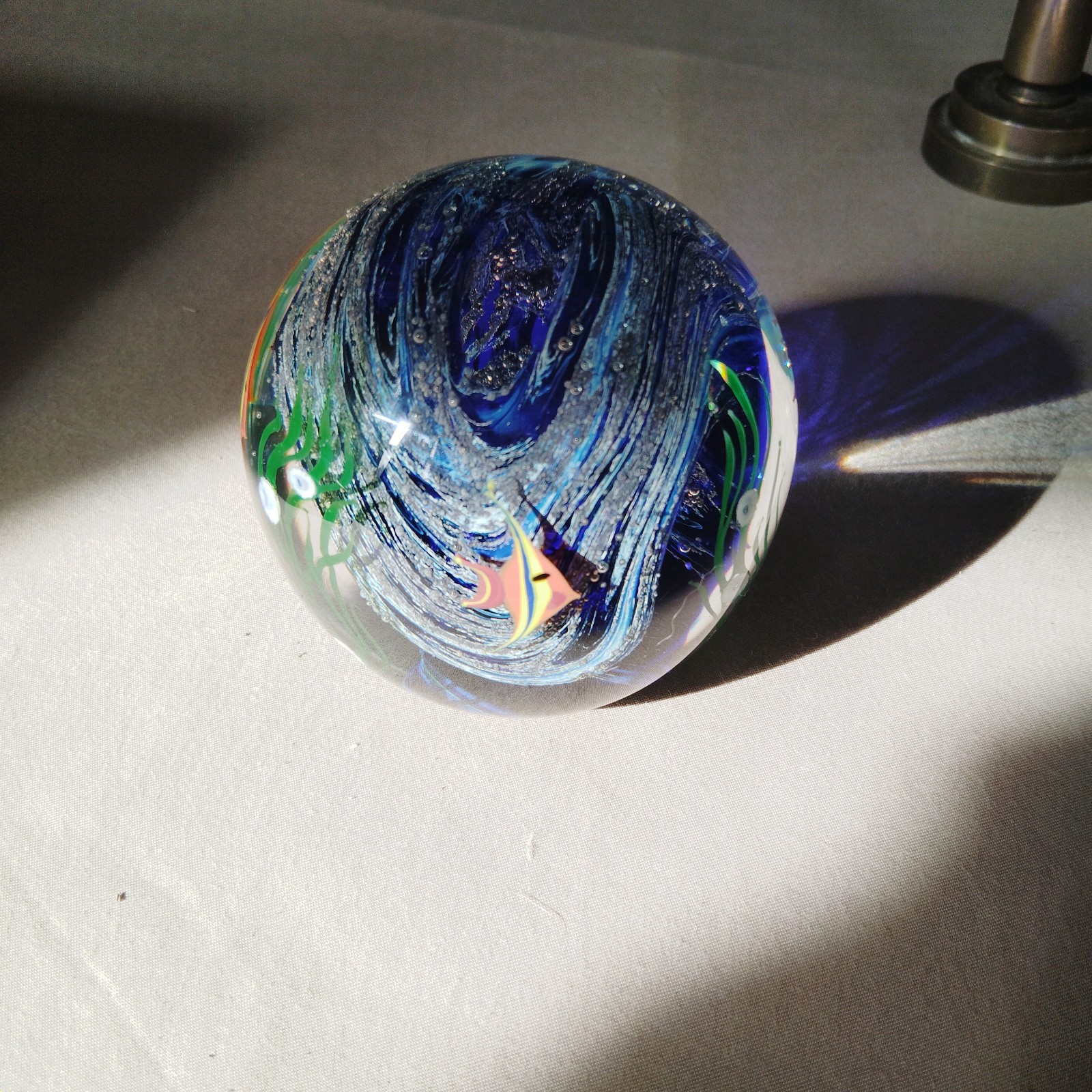 Vintage Signed Zellique Studios Art Glass Paperweight Ocean Aquarium Scene