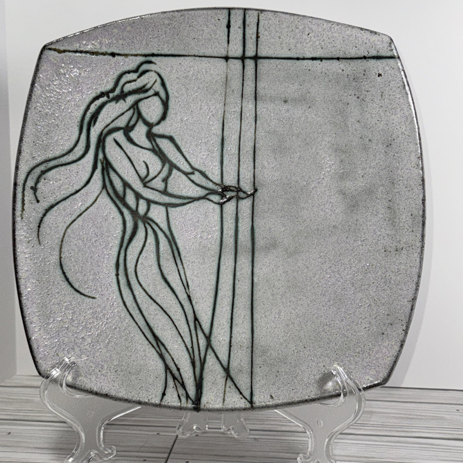Red Clay Studio Art Plate Raku Style Woman Extending Hand In Water 9.25 Signed