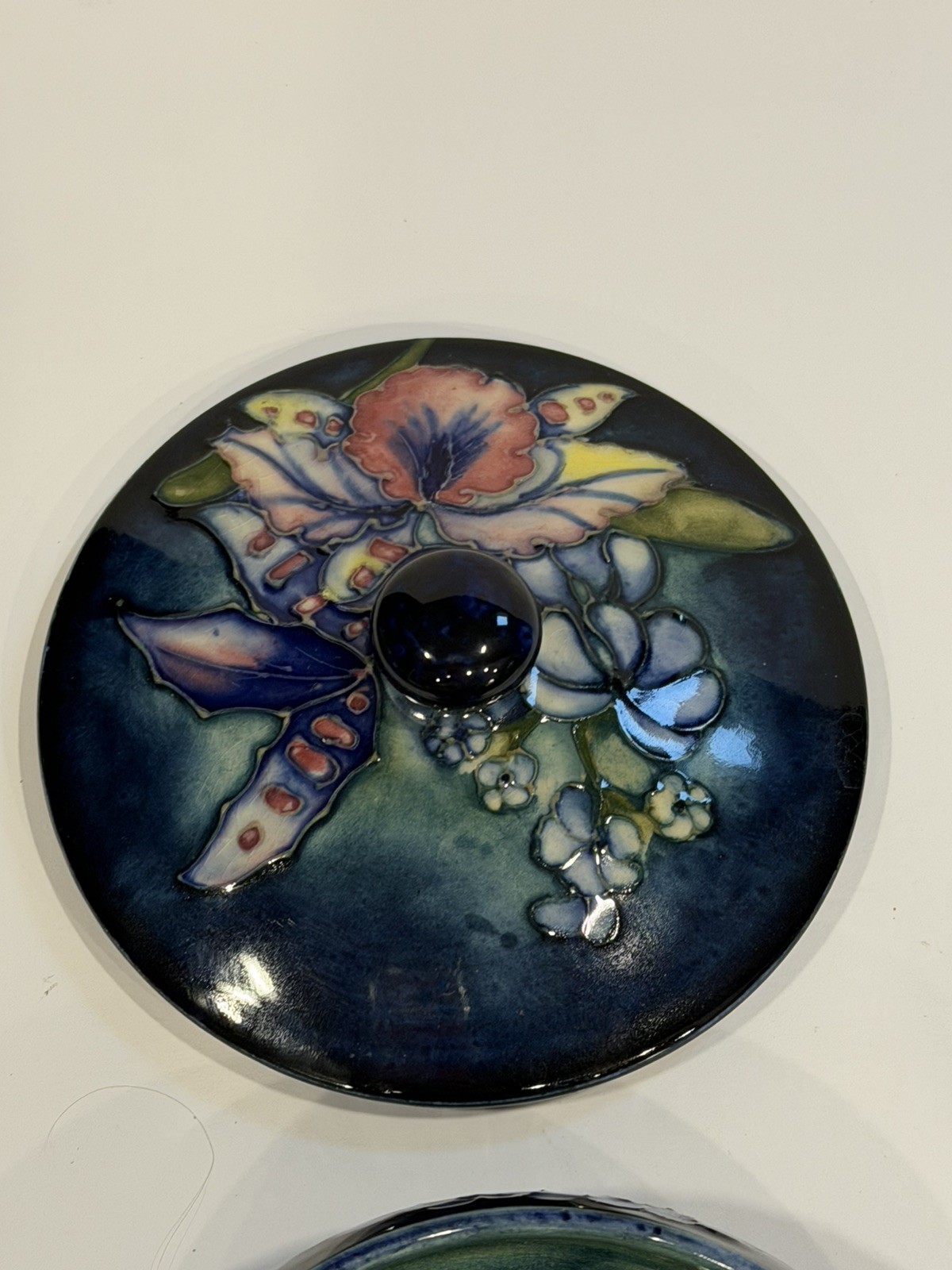 Moorcroft Orchid Blue Lidded Dish Bowl England Floral Art Pottery Vintage