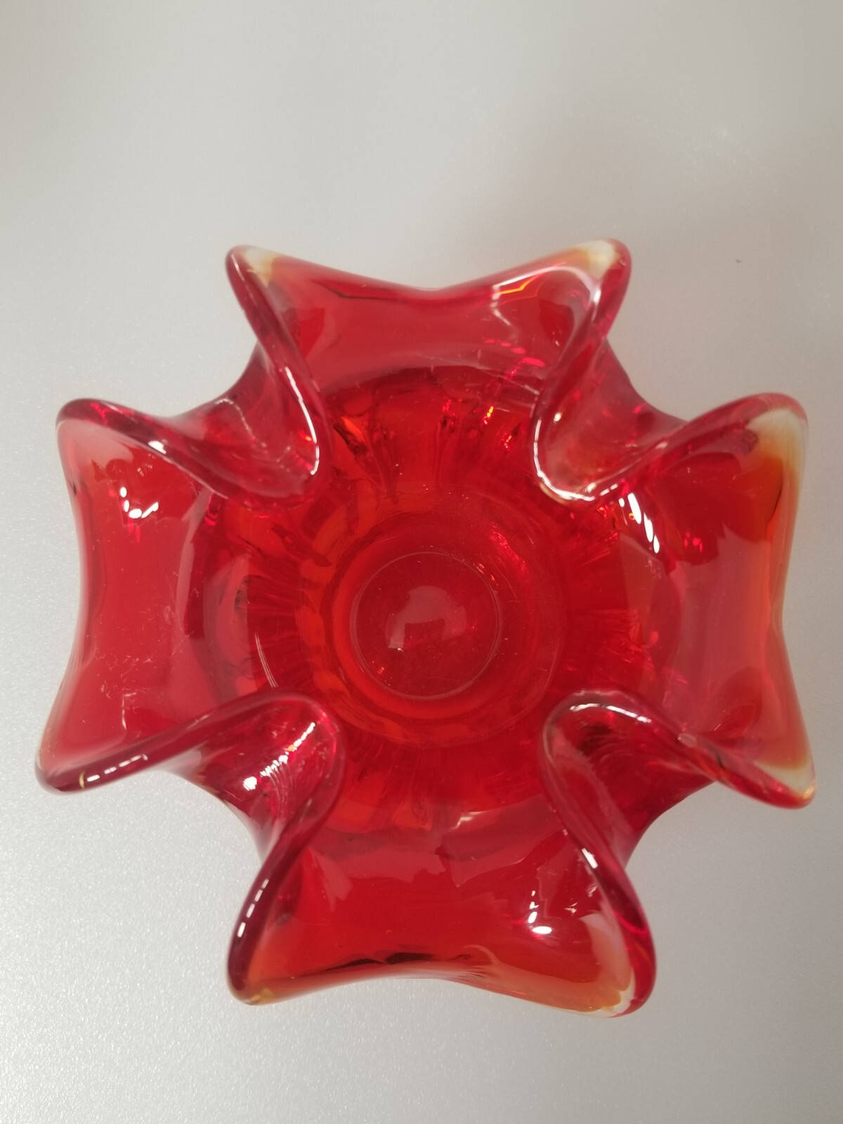 Art Glass * Pedestal Flower Tall Ashtray/Bowl Red * Cased glassroom * 4″ 070