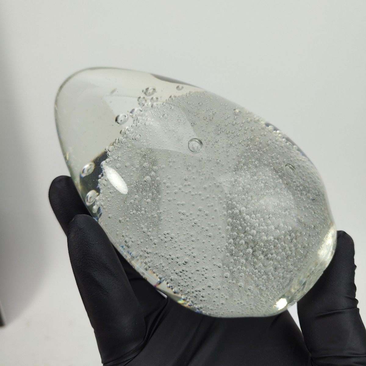 Vintage Clear Art Glass Egg Paperweight Controlled Bubbles Heavy 5.5″ 3 lbs