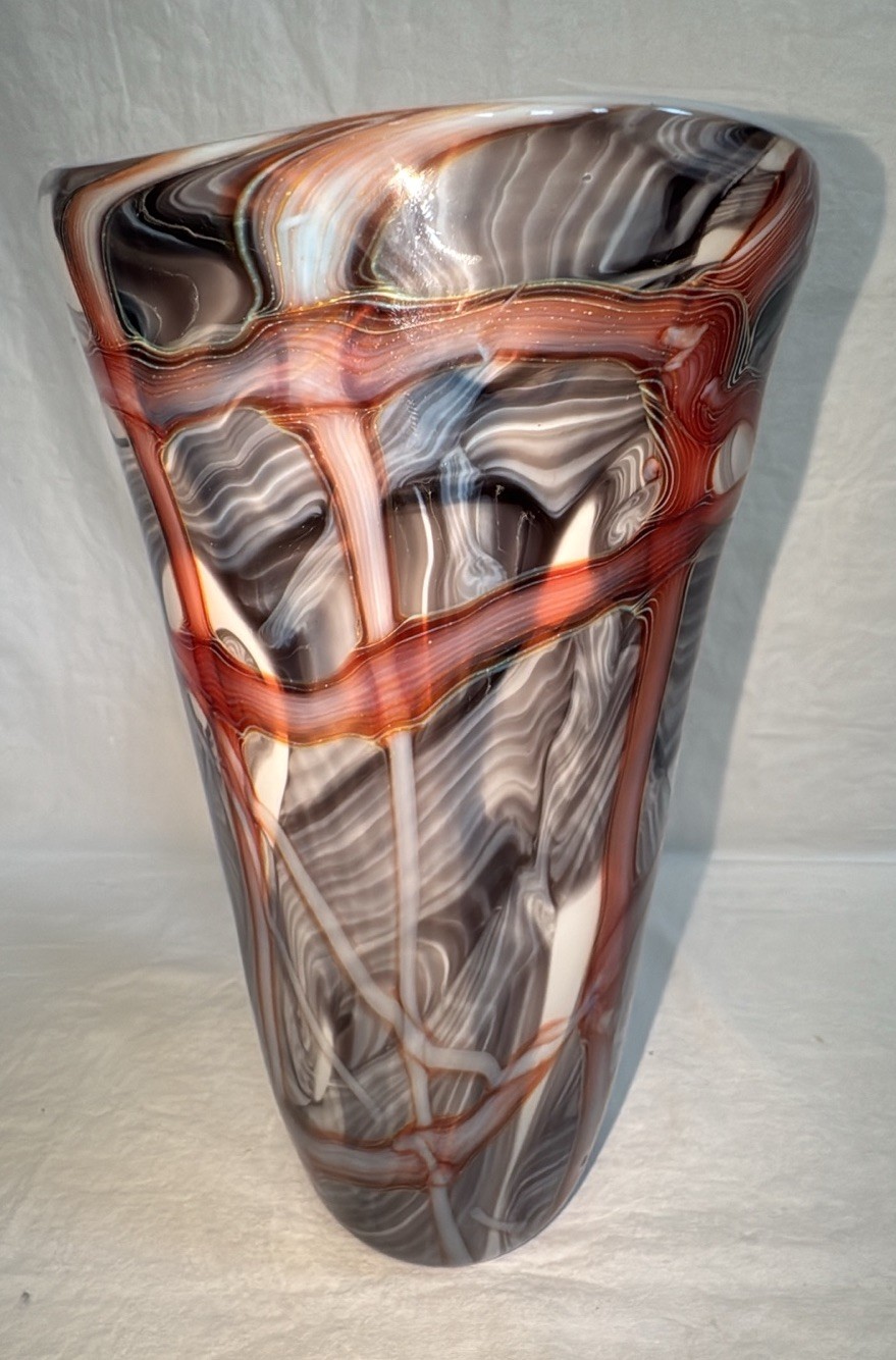 Rare Orient and Flume Gray & White with Rust Swirls and Aventurine Veins Vase 9”