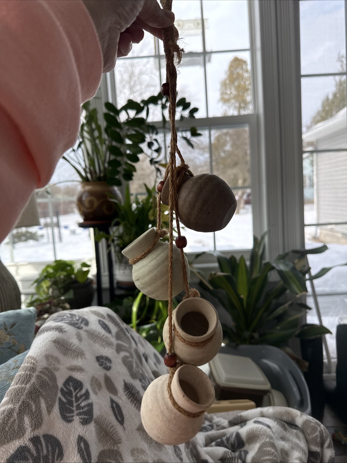 The Homemaker’s Idea Company, Pottery Pots On Rope W/wooden Bead Accent 17”
