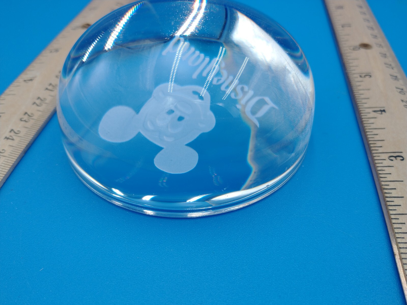 Disneyland ~ Mickey Mouse etched round dome Paperweight 3 1/2″ Diameter #Z693
