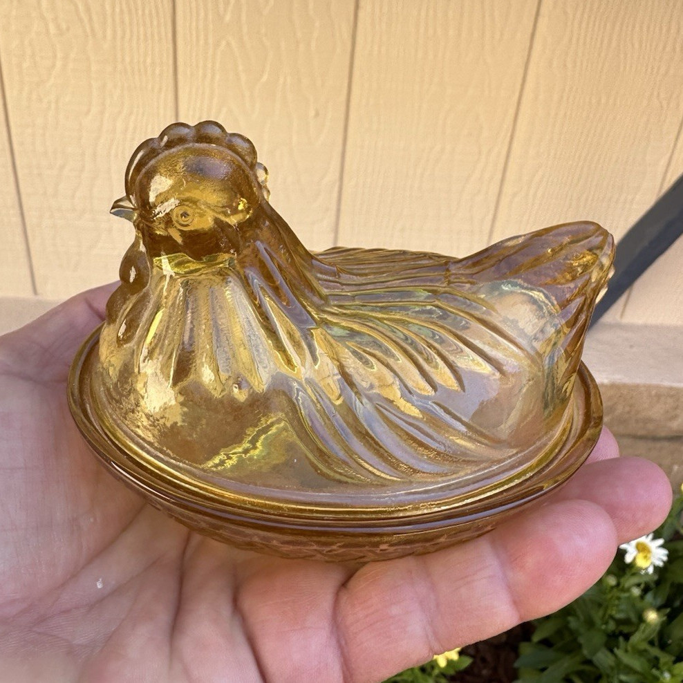 Vintage 1960s Hazel Atlas/ Continental Amber Hen on Nest