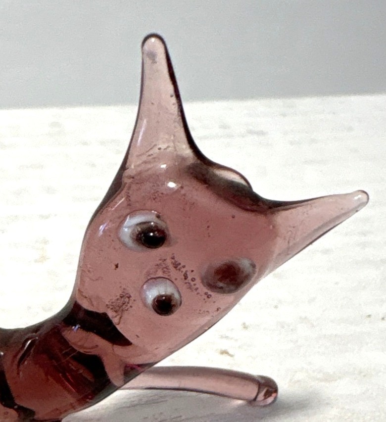 Blown Glass Cat Figurine 2.5″ Handcrafted Cat Lovers Unique 2.5″ READ