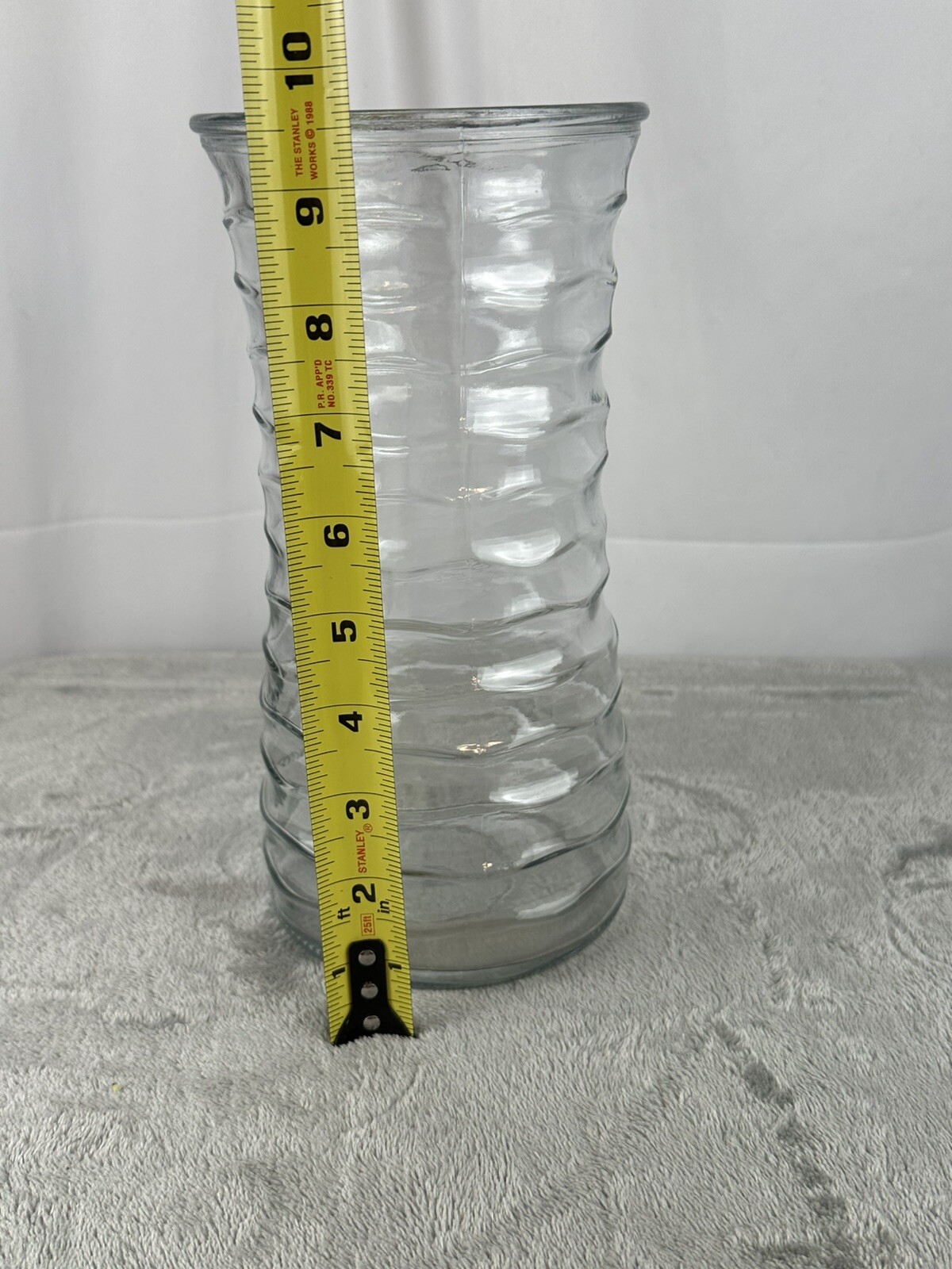 Unbranded Clear Textured Pattern Gathering Vase