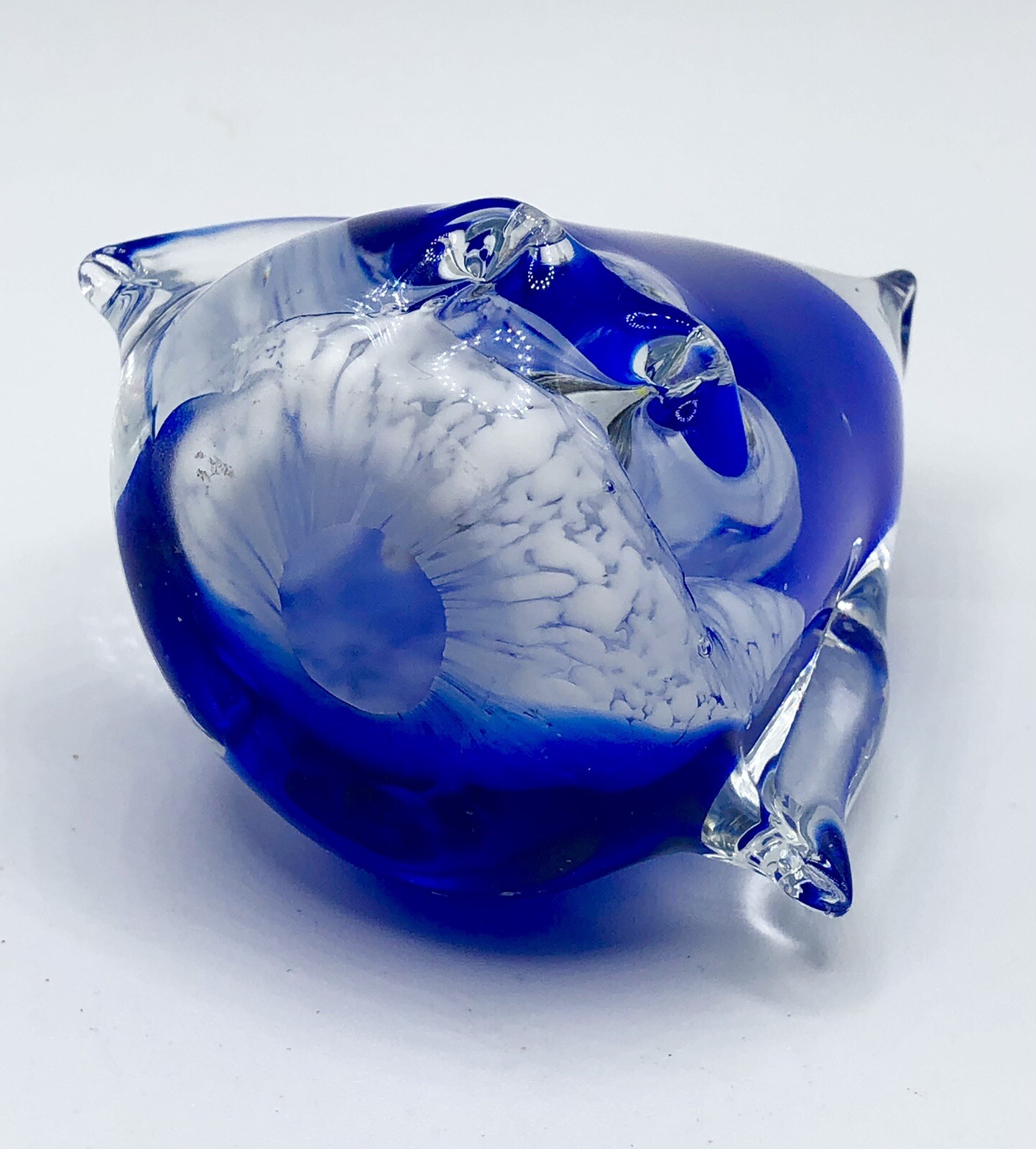 Mother & Baby Penguin Figurine Art Glass Sculpture Paperweight Cobalt Blue 4”