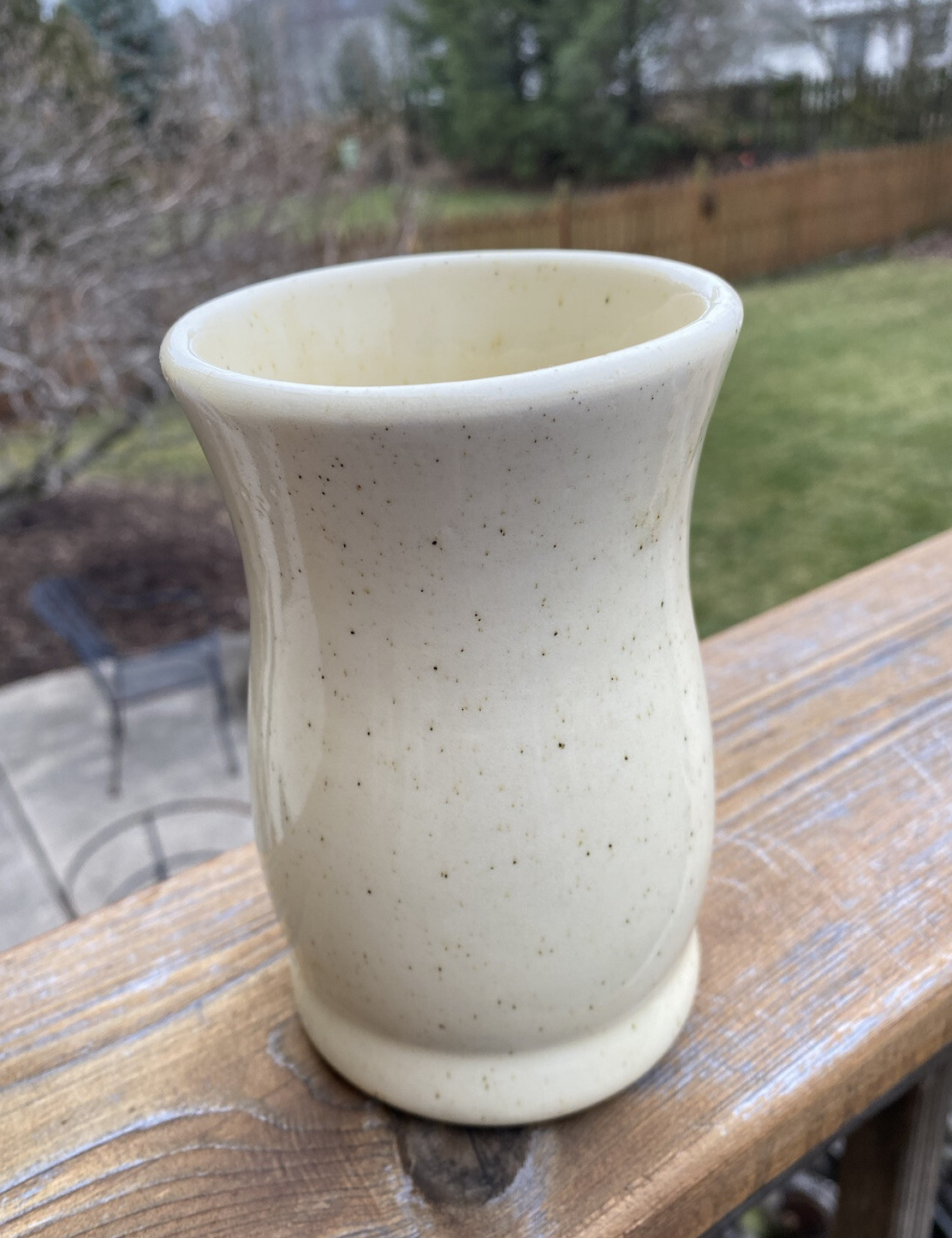 Vtg. Nemadji “Forest Impressions” Clay Pottery Vase Rare Cream Brown Leaves USA