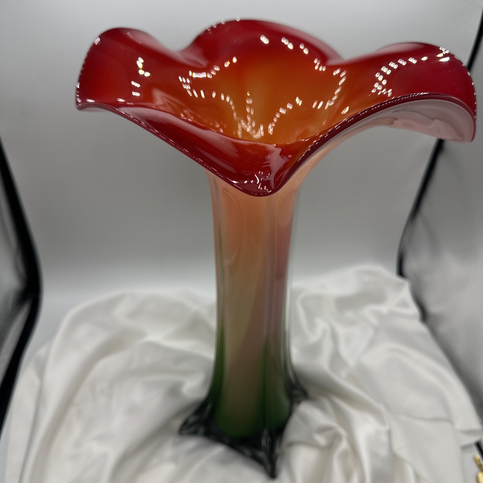 Spectacular Flower Art Glass Lily Vase. 15” tall. See pics.