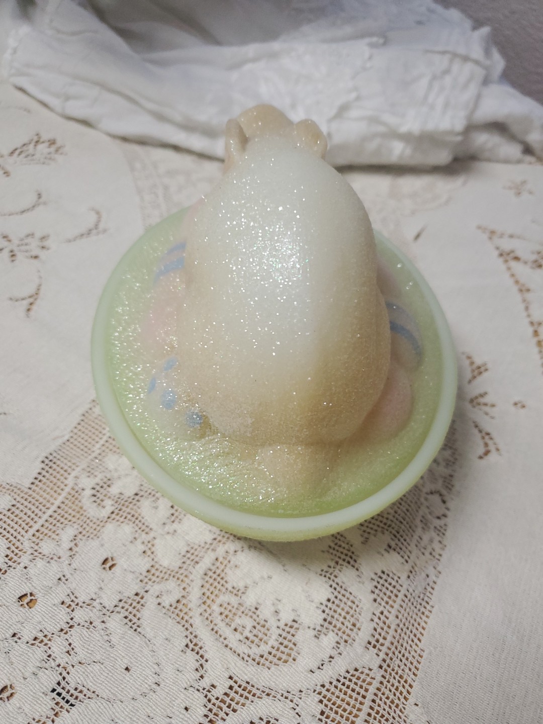 Fenton Bunny Rabbit on Nest Candy Dish Glitter All Over 4683 H3